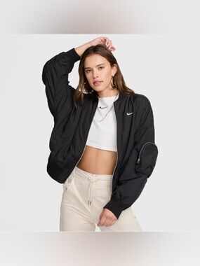 Nike Sportswear Essential Women's Oversized Bomber Jacket in Classic Black